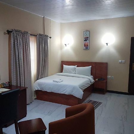 Providence Hotel Abeokuta Eksteriør billede